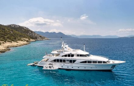 RIVA I