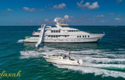 I LOVE THIS BOAT